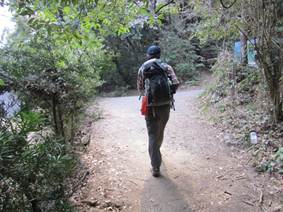 ����: C:\Users\ktsik\Desktop\���q�R�J�R�ՁE���R�i�Ղ̔����j�Q�O�P�P�N�S���R��\IMG_2271.JPG